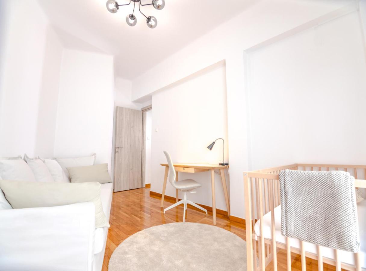 In The Shadow Of Acropolis - Spacious & Lovely Apt Ateny Zewnętrze zdjęcie